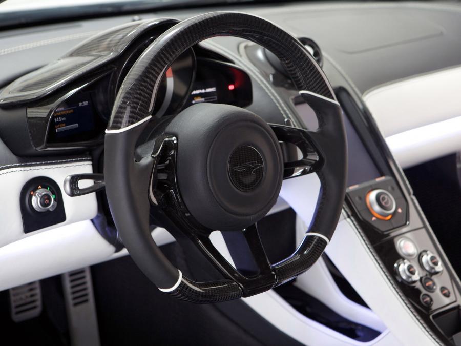  McLaren MP4-12C Terso by FAB Design 2012 года  (фото 4 из 10)